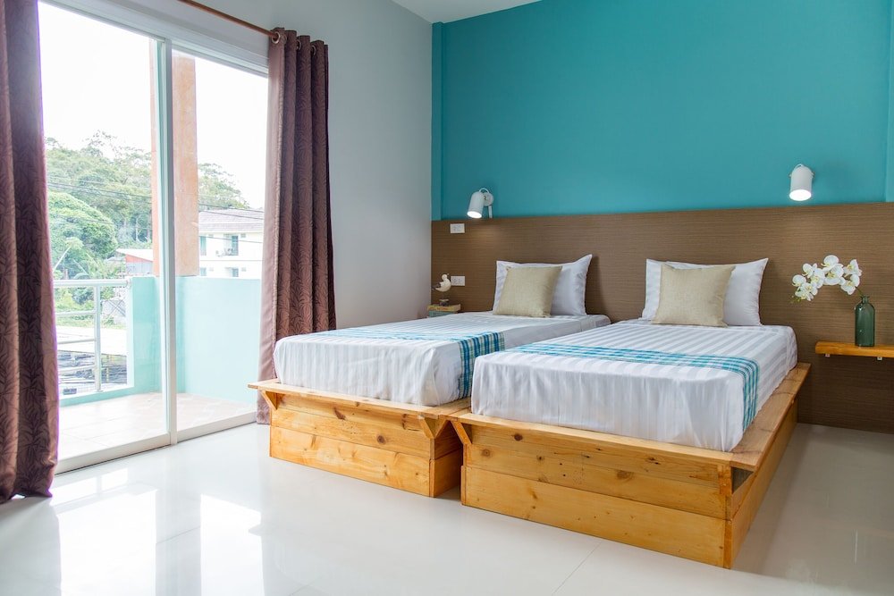 Kamala Beach Residence Room Type - Deluxe Twin Room, Balcony