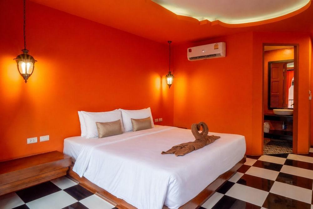 Khaleej Mass Hotel Patong Room Type - Deluxe Double Room