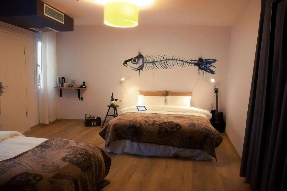 Rumours Inn Room Type - Triple Room