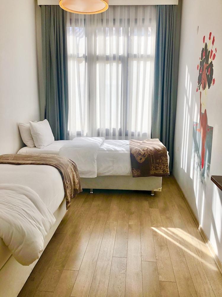 Rumours Inn Room Type - Classic Twin Room, 2 Twin Beds