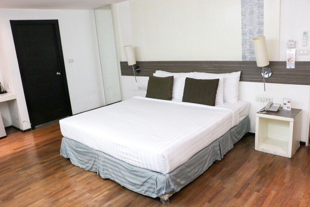 The Mini R Ratchada  Room Type - Deluxe King