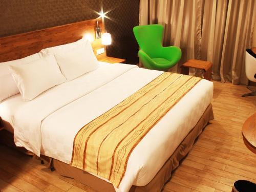 Hariston Hotel & Suites Room Type - Superior Double Room