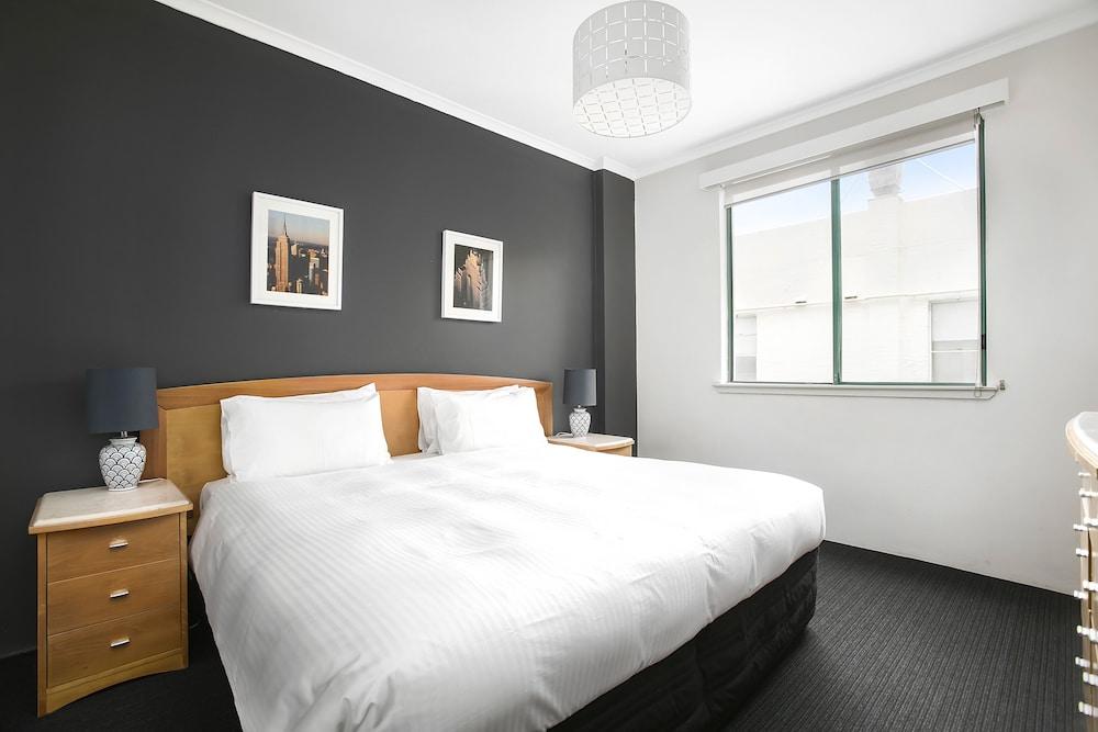 AEA The Coogee View Serviced Apartments Room Type - Three Bedroom Apartment, Coogee Street View