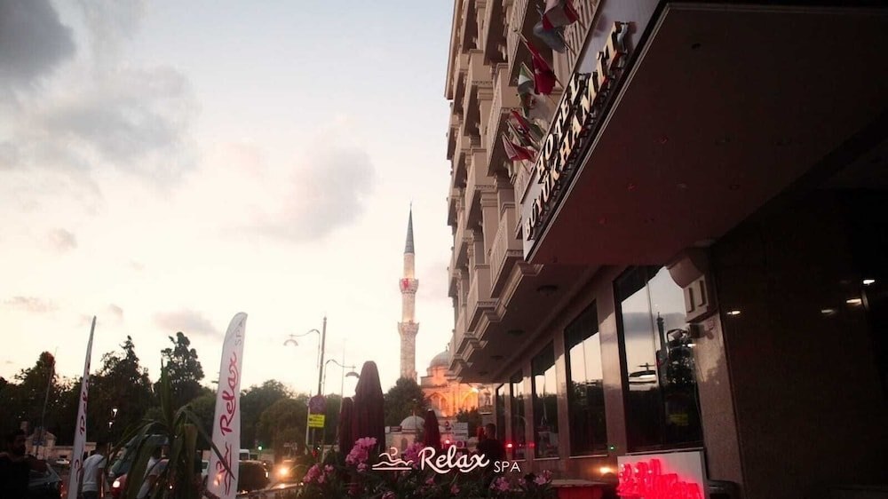 Hotel Buyuk Hamit - Tap to explore photos