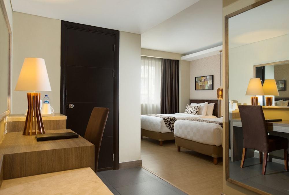 BW Kemayoran Hotel & Convention Powered by Archipelago Room Type - Grand Twin Room (Deluxe)