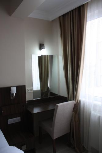 Istanbul Central Hotel - Tap to explore photos
