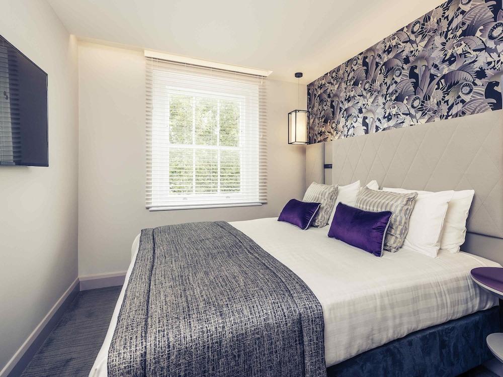 Mercure London Hyde Park Hotel Room Type - Standard Room, 1 King Bed Mercure London Hyde Park Hotel Room Type - Standard Room, 1 King Bed