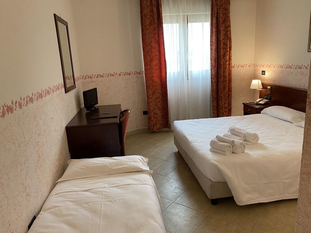 Park Hotel Imperatore Adriano Room Type - Triple Room