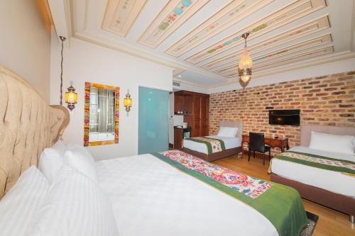 Azade Premier Hotel Room Type - Deluxe Family Room Azade Premier Hotel Room Type - Deluxe Family Room