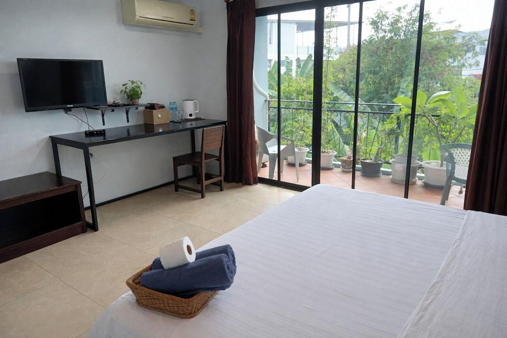 Grandmom Place Krabi