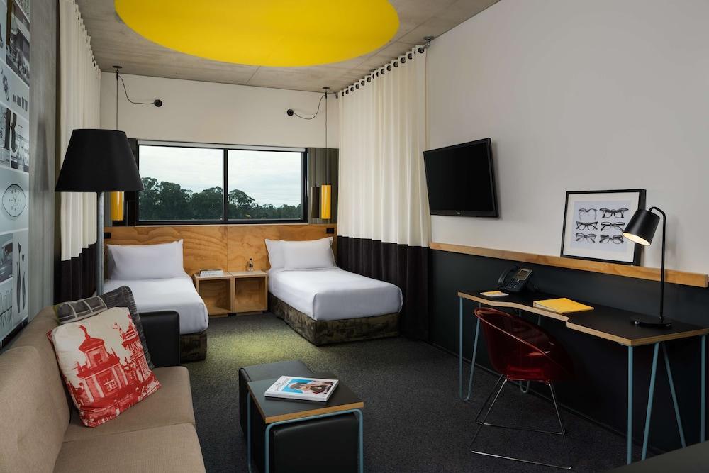 Atura Blacktown Room Type - Entertainer View Twin Room Atura Blacktown Room Type - Entertainer View Twin Room