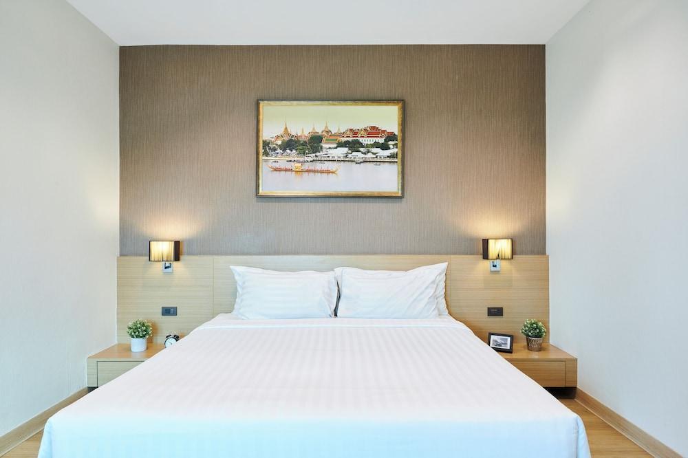 Adelphi Pattaya Room Type - Duplex Suite