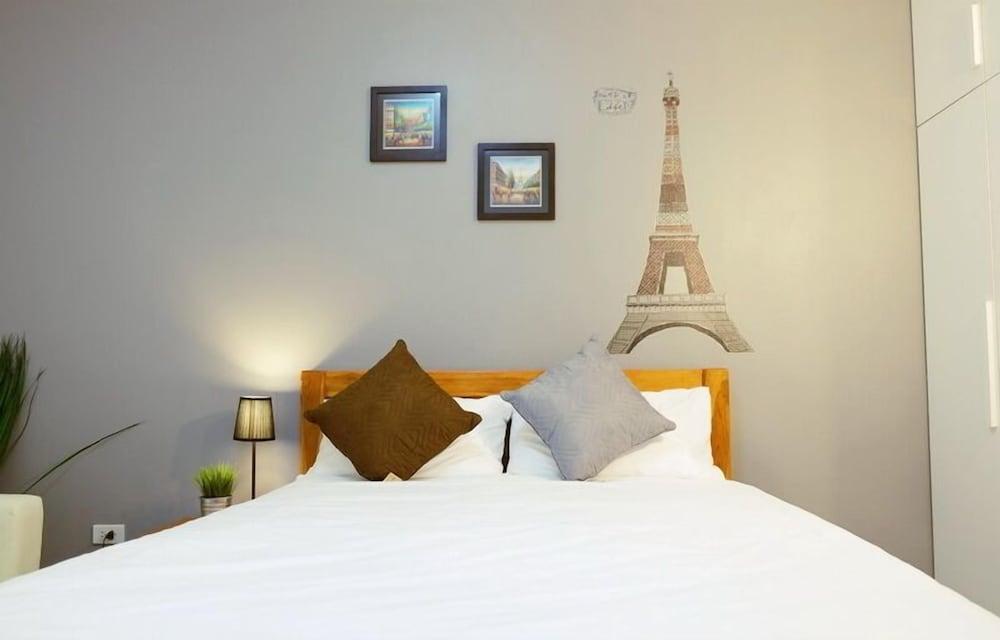 Wealth 30th Apartment Room Type - Deluxe Room