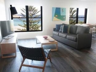 Bondi 38 Serviced Apartments - Tap to explore photos