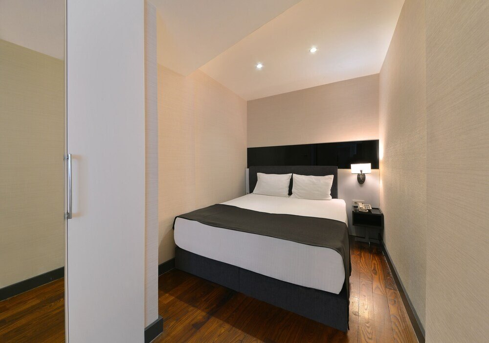 Nish Istanbul Suites Istanbul Price Address Reviews