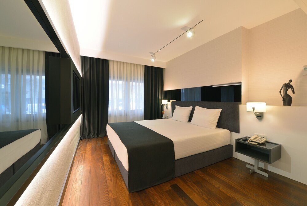 Nish Istanbul Suites Istanbul Price Address Reviews