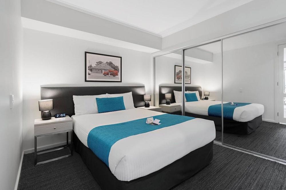 Quest Mont Albert Room Type - Deluxe Apartment, 1 Queen Bed