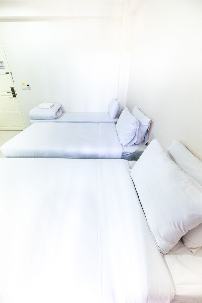 Don Muang Hotel Room Type - Triple room Don Muang Hotel Room Type - Triple room