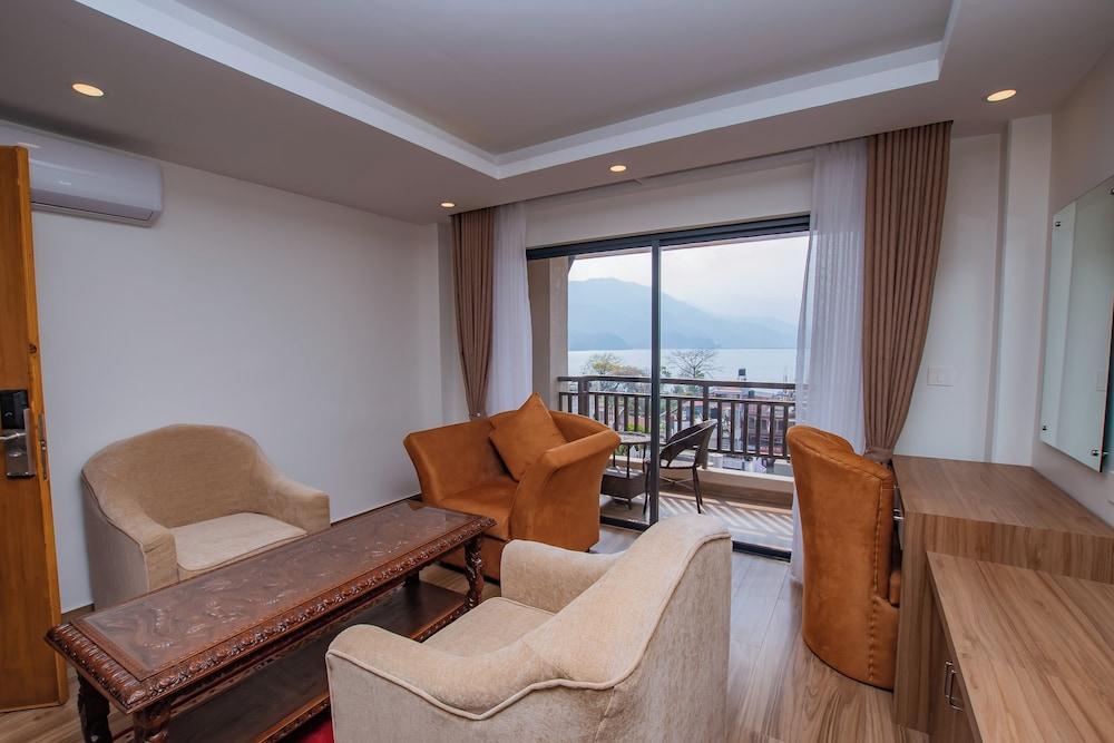 Hotel Pokhara Village & Spa Room Type - Suite Room with Steam and Jacuzzi Hotel Pokhara Village & Spa Room Type - Suite Room with Steam and Jacuzzi