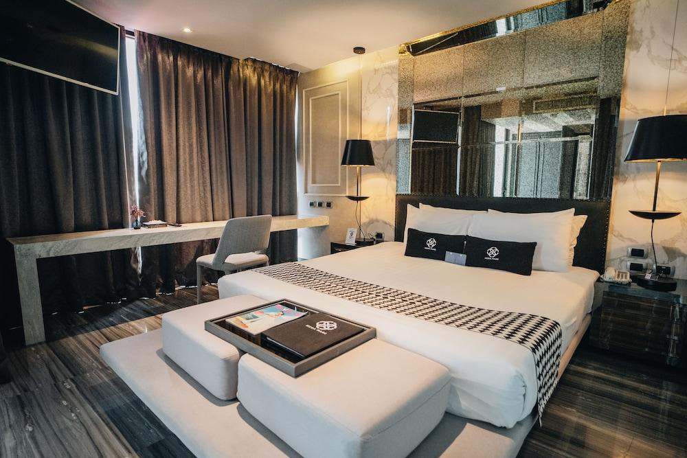 Mera Mare Room Type - Deluxe Premier King Room Mera Mare Room Type - Deluxe Premier King Room