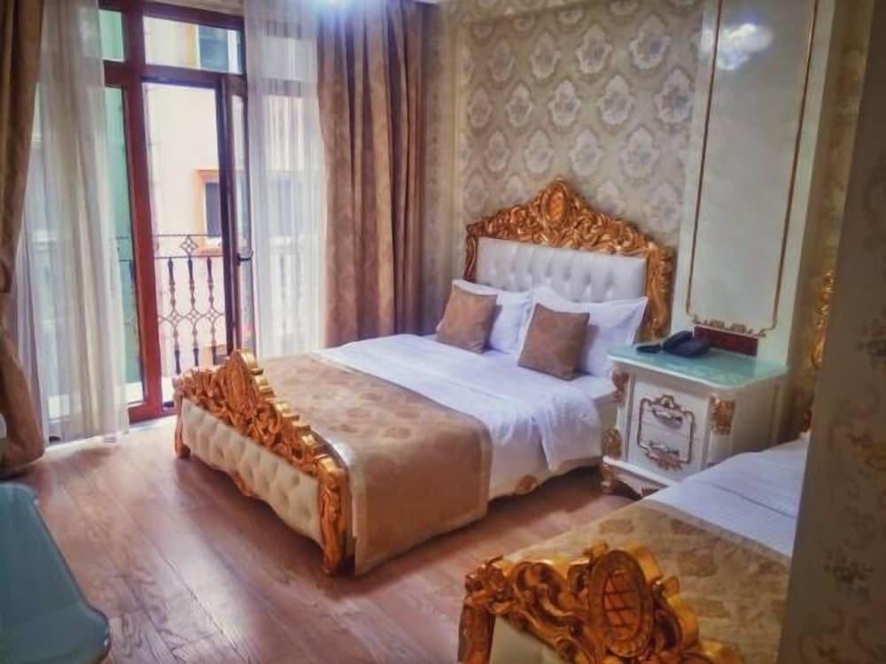 Best Town Hotel Room Type - Triple Room Best Town Hotel Room Type - Triple Room