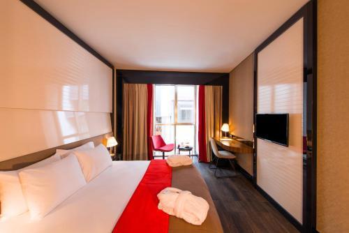 Hotel Favori Nisantasi Room Type - Deluxe Double or Twin Room Hotel Favori Nisantasi Room Type - Deluxe Double or Twin Room