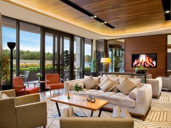 Movenpick Istanbul Hotel Golden Horn Istanbul 1 1 2 9 7 2 7 Price Address Reviews