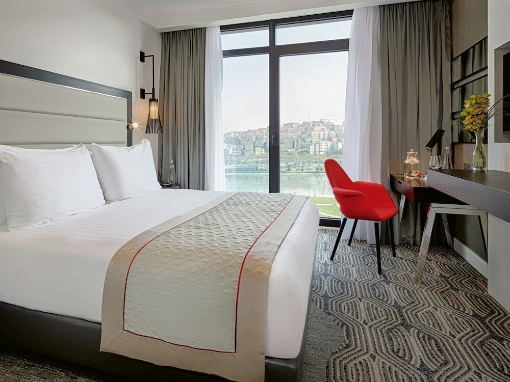 Movenpick Istanbul Hotel Golden Horn Istanbul 1 1 2 9 7 2 7 Price Address Reviews