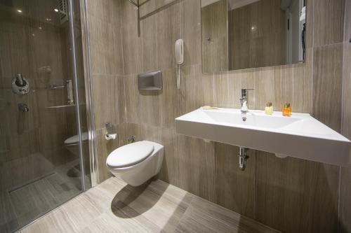 Semsan Hotel Room Type - Standard Double Room