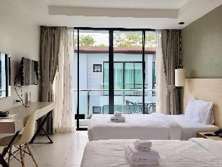 Good Day Phuket Room Type - Deluxe Pool View Twin Bed