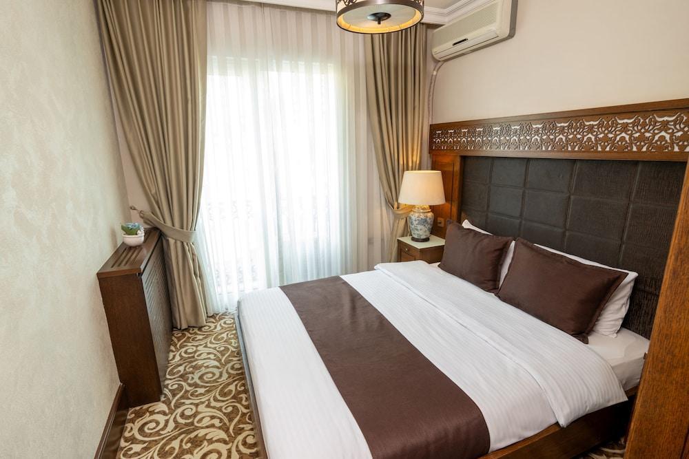 K Suites Hotel Room Type - Deluxe Room