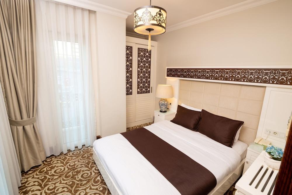 K Suites Hotel Room Type - Family Suite, 2 Bedrooms