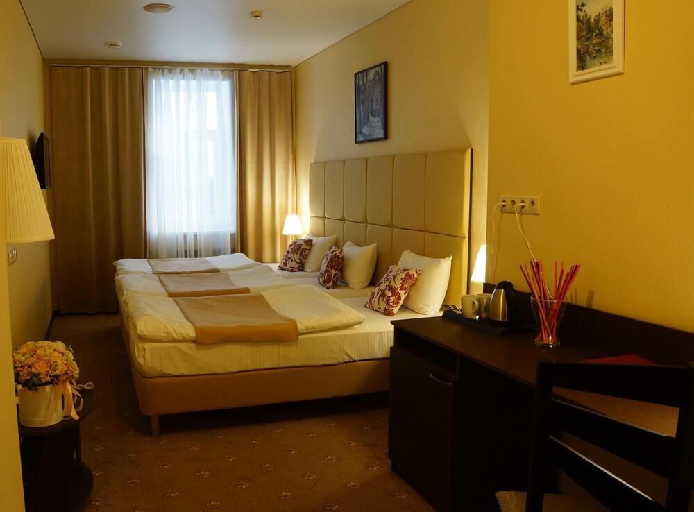 Hotel Boris Godunov - Tap to explore photos