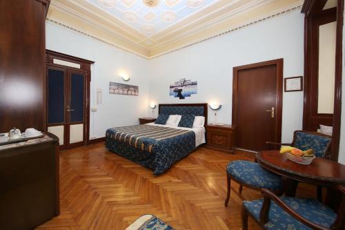 Tibullo Guesthouse - Tap to explore photos