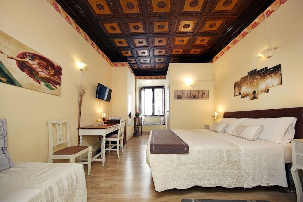Tibullo Guesthouse - Tap to explore photos