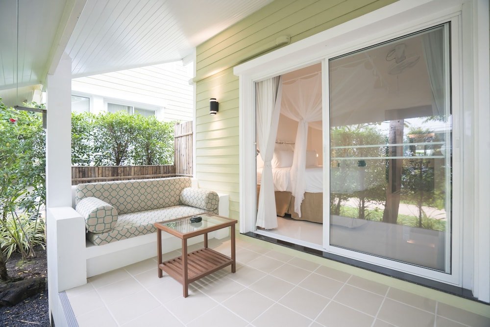 King's Garden Resort Room Type - Deluxe Bungalow