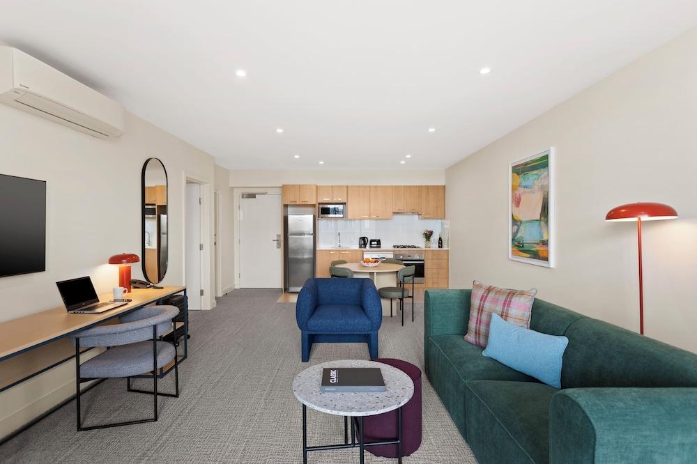 Quest Ivanhoe Room Type - One Bedroom Deluxe