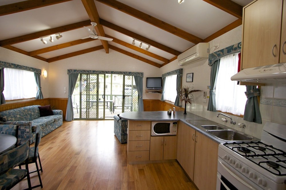 BIG4 Crystal Brook Tourist Park Room Type - Deluxe Villa, 2 Bedrooms