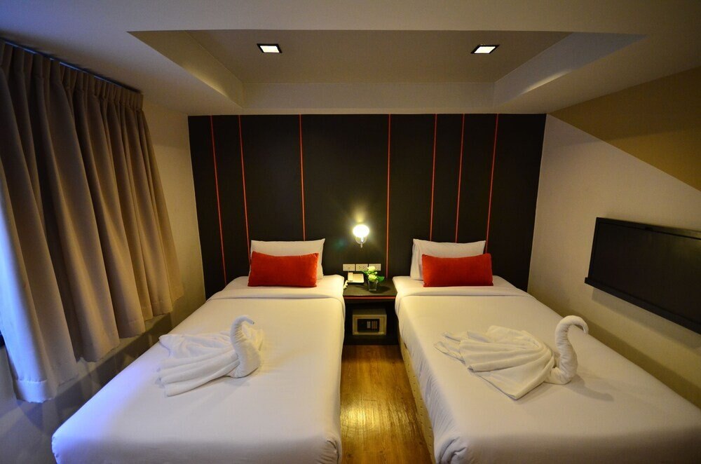 H2 Hotel Room Type - Deluxe Room