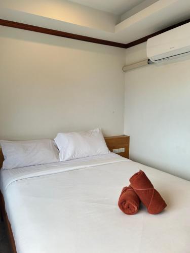 Coconut  Grove Hotel Samui - Hostel Room Type - Standard Queen Room