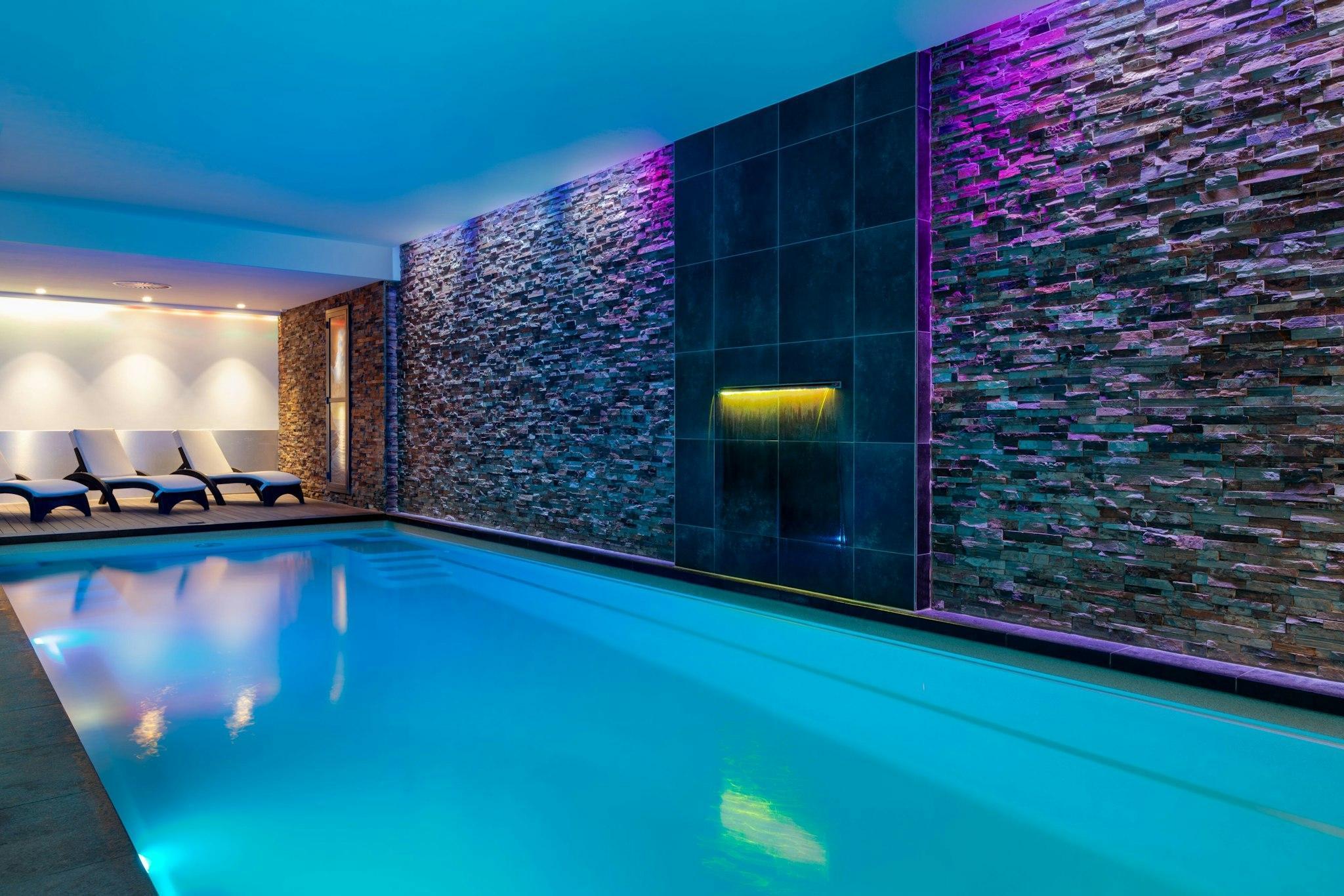 Corendon Amsterdam New-West, a Tribute Portfolio Hotel - Tap to explore photos
