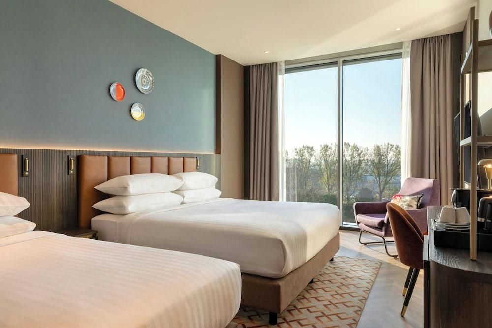 Corendon Amsterdam New-West, a Tribute Portfolio Hotel Room Type - Triple Room