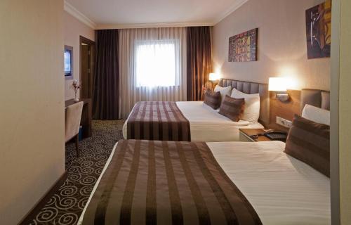 Delta Hotel Istanbul & Old City - Tap to explore photos