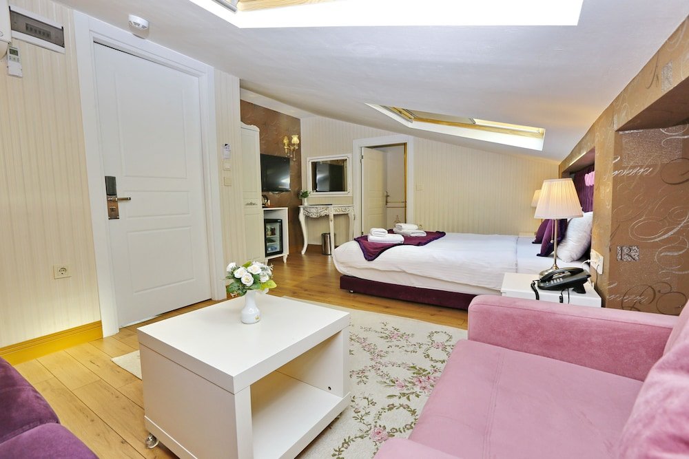 Diamond Royal Hotel Istanbul Price Address Reviews