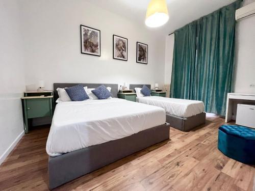 The Place In Rome Guest House Room Type - Deluxe Triple Room The Place In Rome Guest House Room Type - Deluxe Triple Room