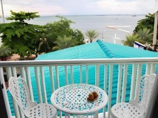 PJ Inn Pattaya - Tap to explore photos