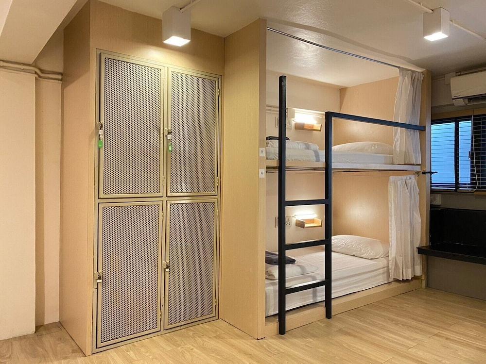 Monomer Hostel Bangkok Room Type - 1 Person in 5-Bed Dormitory - Female Only Monomer Hostel Bangkok Room Type - 1 Person in 5-Bed Dormitory - Female Only