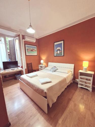 B&B A Casa Totti - Tap to explore photos