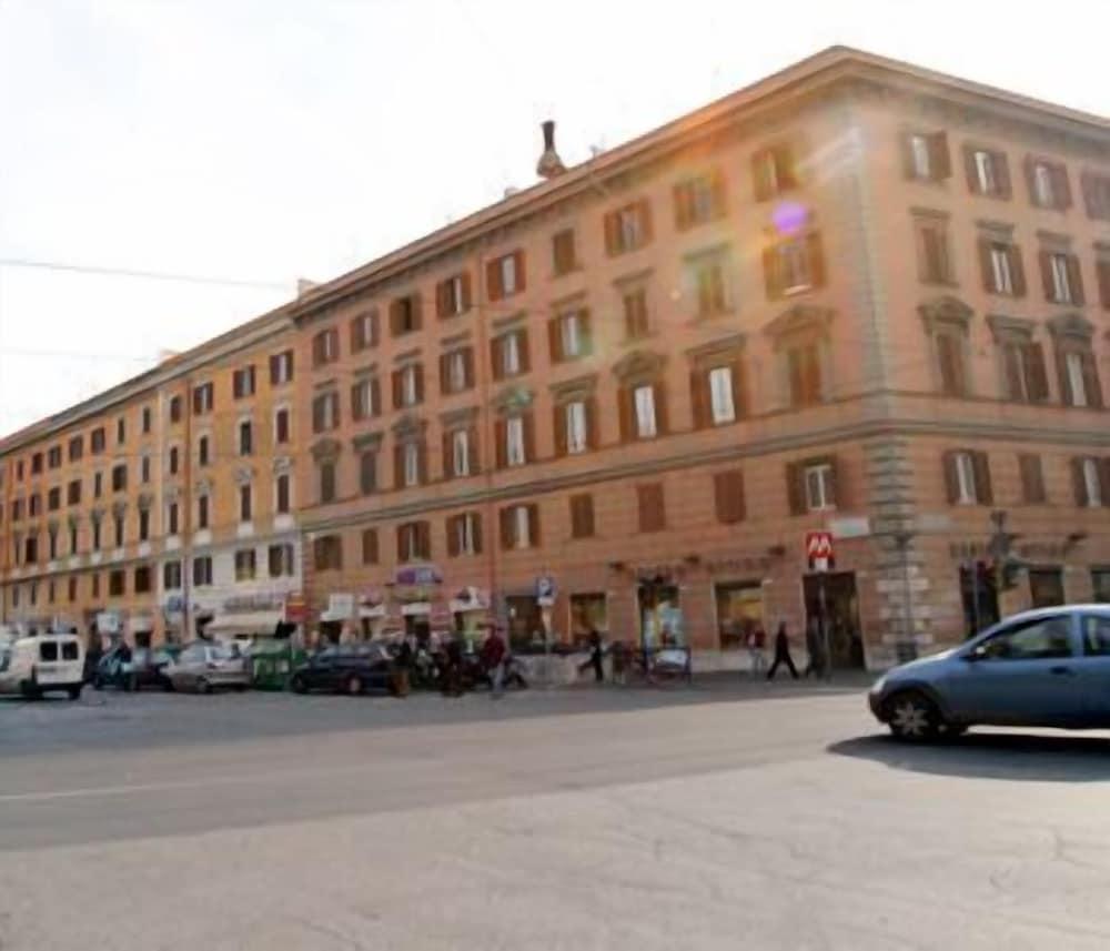 Vatican Rooms Guest House - Tap to explore photos