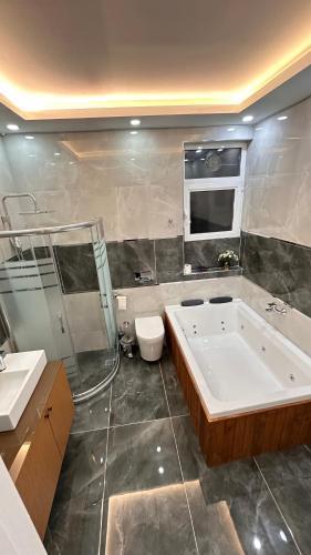 Taksim Istiklal Street Next2 Hotel Room Type - Deluxe Double Room with Bath